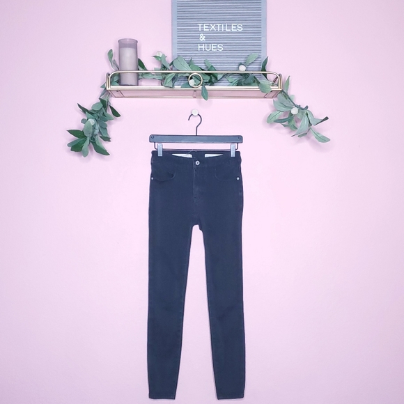 Anthropologie Pilcro High Rise Denim Legging Jeans in Black - Picture 3 of 16